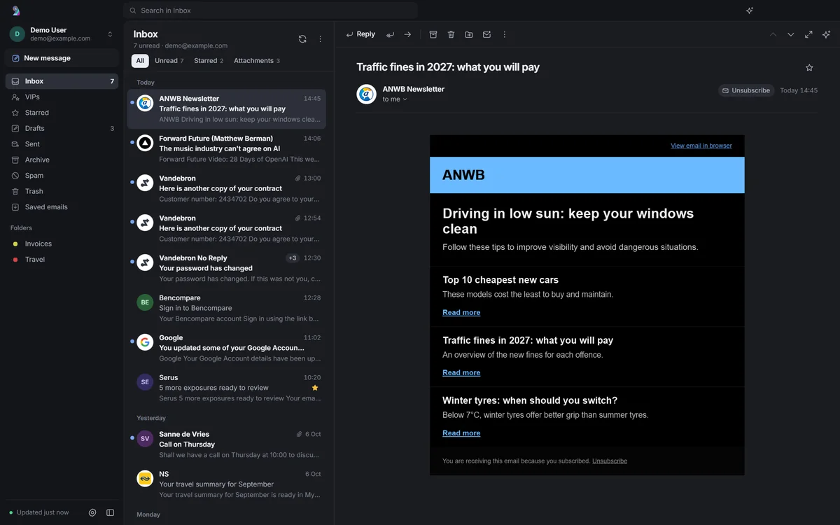 Rukoo Mail in dark mode: folders, an inbox with sender logos, and a newsletter open with an Unsubscribe button.